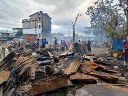 Manipur: 17 injured in clashes in Bishnupur