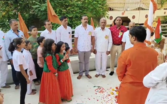 indepenceday lingrajpuram Seervi Samaj Seva Sangh celebrated Independence Day In Lingarajapuram